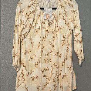 NEW LuLaRoe Debra Peasant Top Women's Size XS  Stretch Jersey Knit Boho